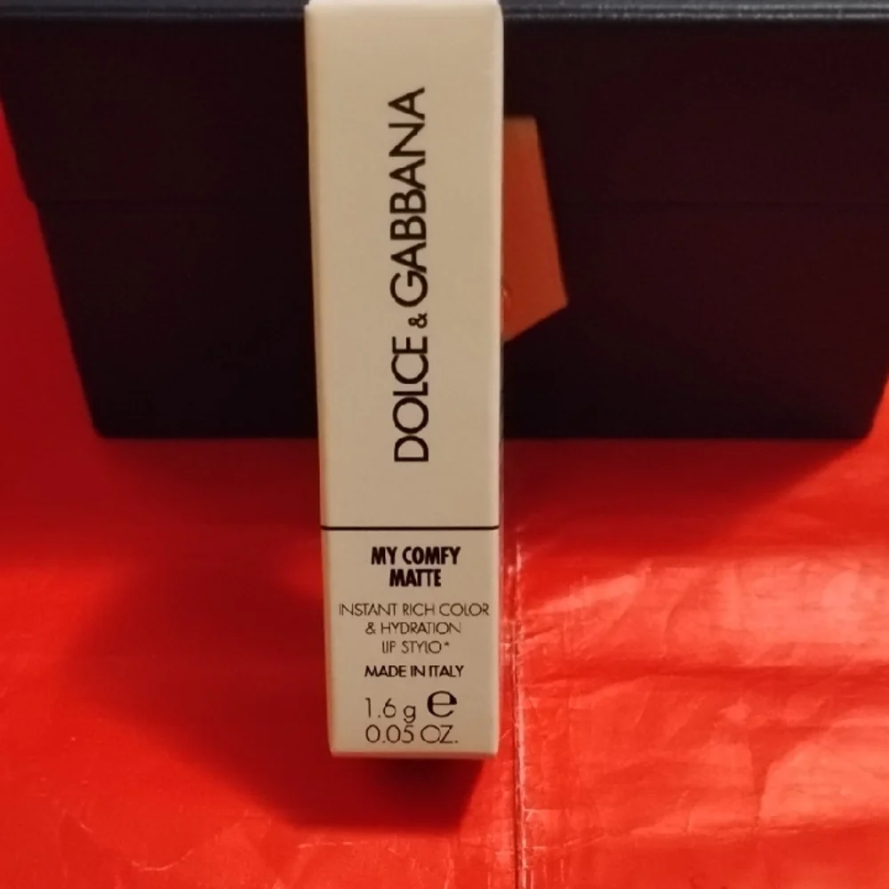 Dolce & Gabbana My Comfy Matte Lipstick Shade My 31.5 Matte